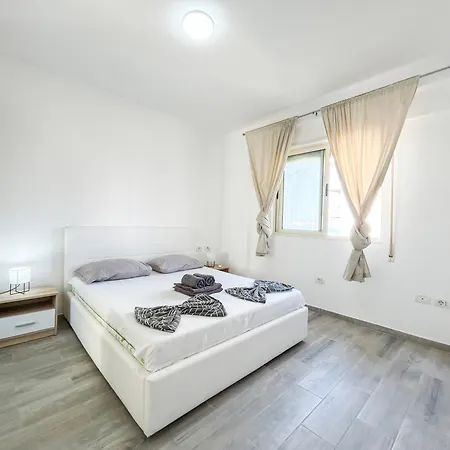 Apartament Beachcomber 515 Durrës