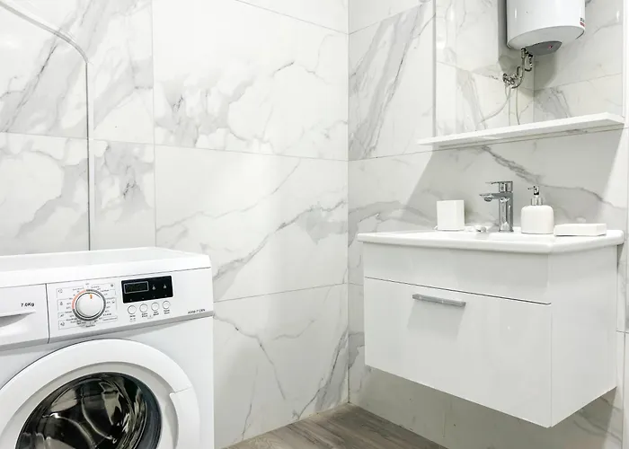 Beachcomber 515 Durrës